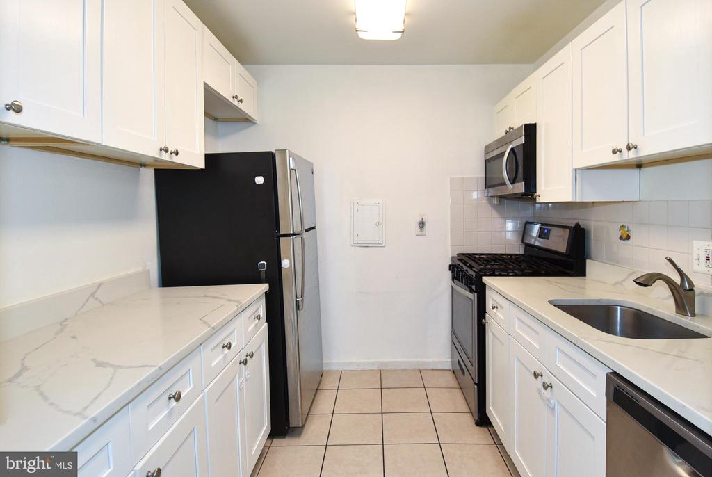 5200 CROSSFIELD COURT Unit: 133