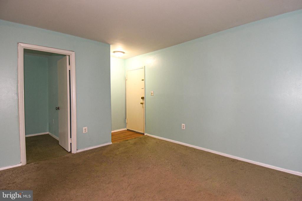 5200 CROSSFIELD COURT Unit: 133