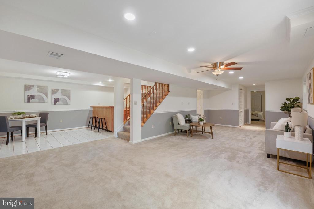 17352 FOUNDERS MILL DRIVE