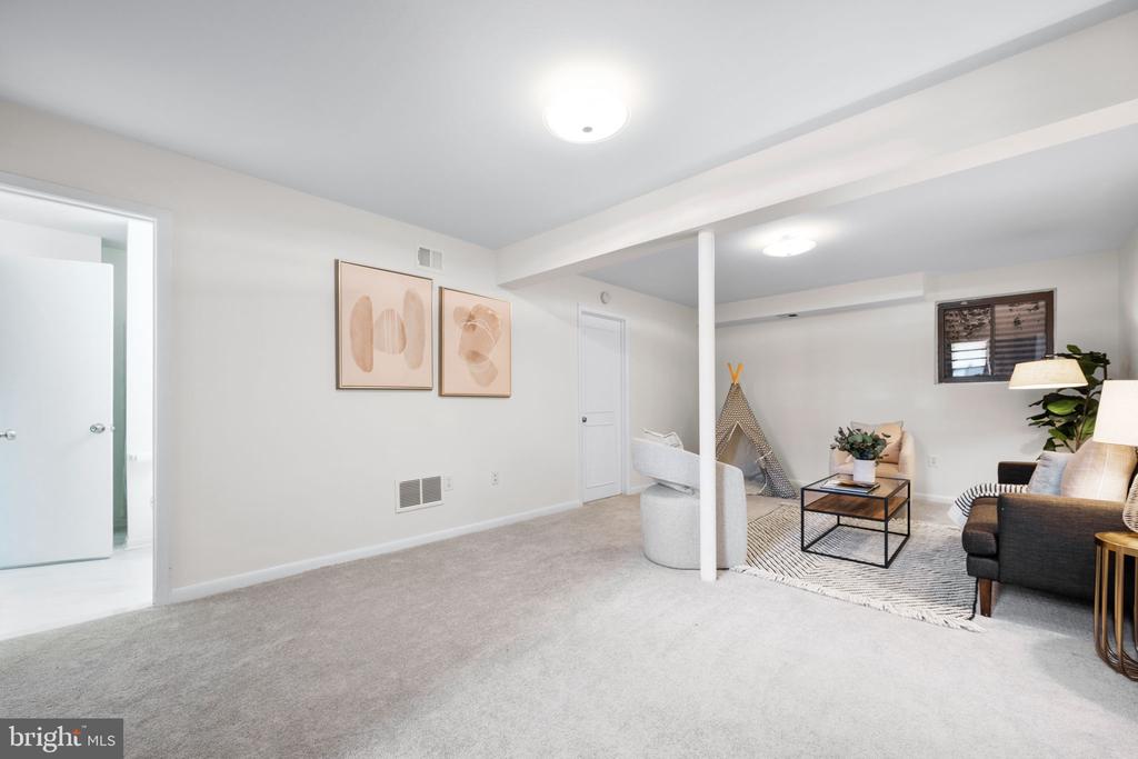 9219 THREE OAKS DRIVE