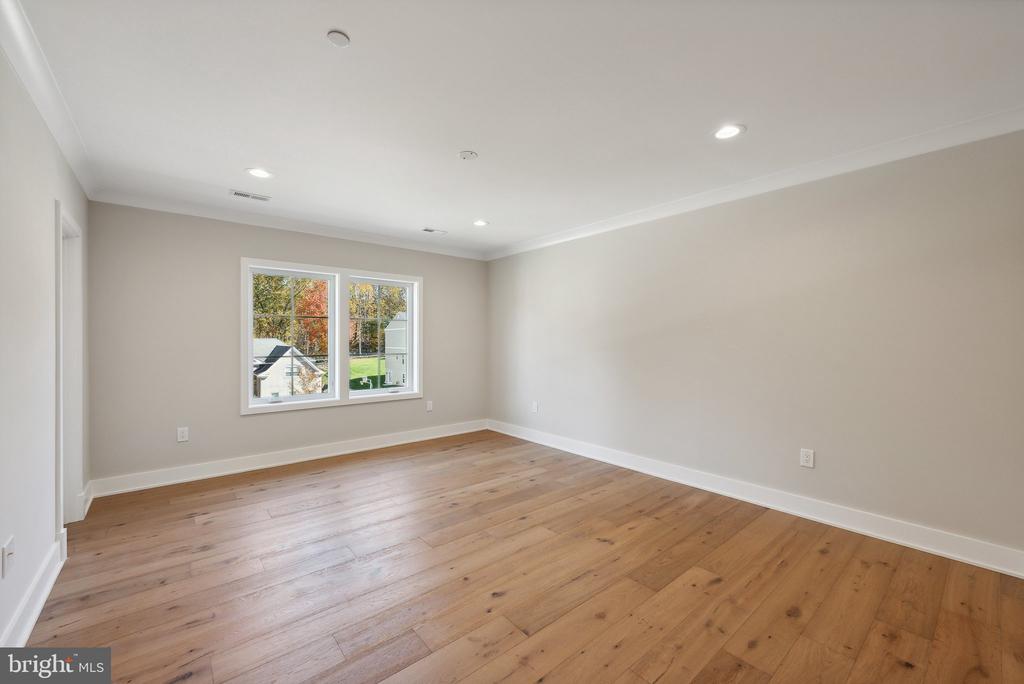 11820 GAINSBOROUGH ROAD