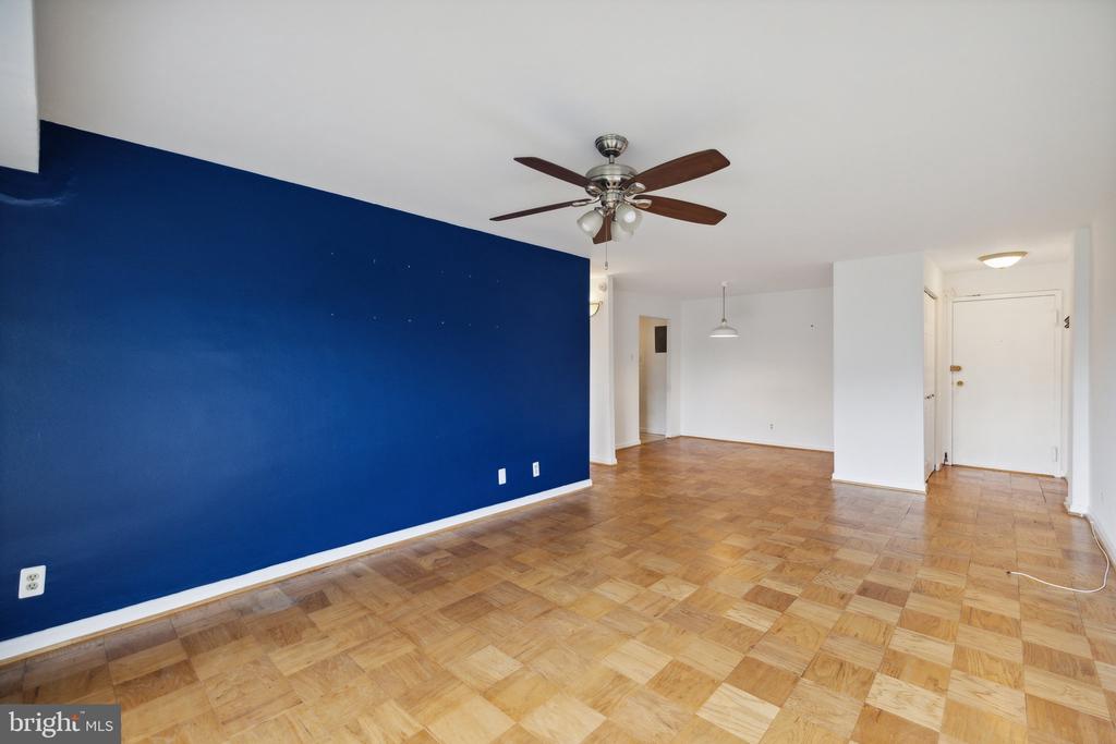 575 THAYER AVENUE Unit: 801