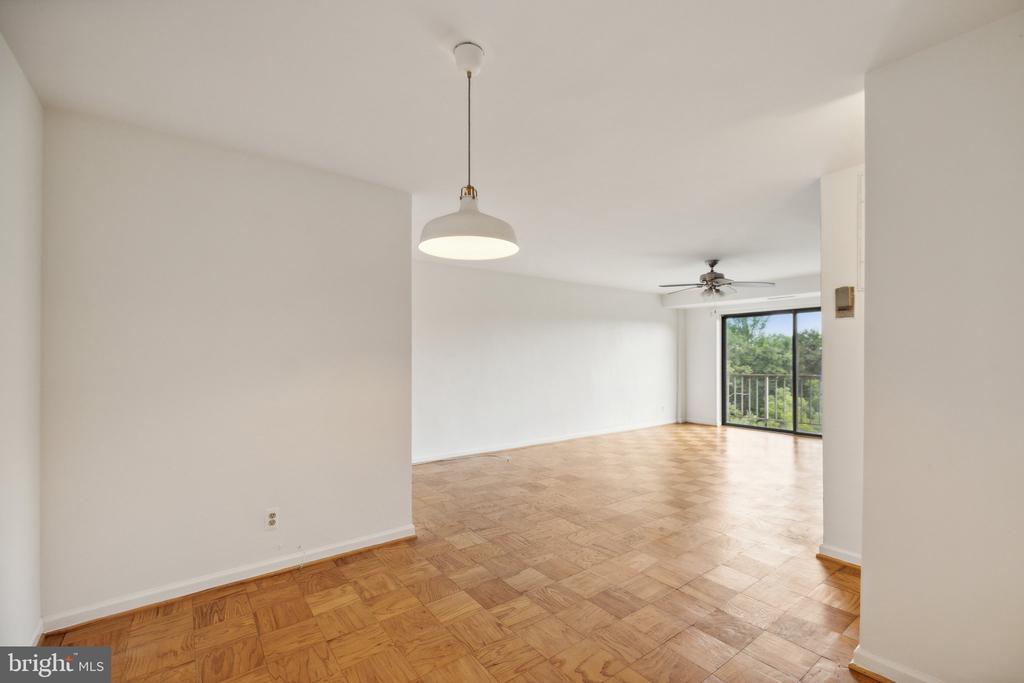 575 THAYER AVENUE Unit: 801