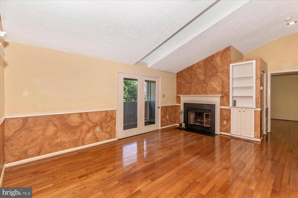 18708 CALEDONIA COURT Unit: L