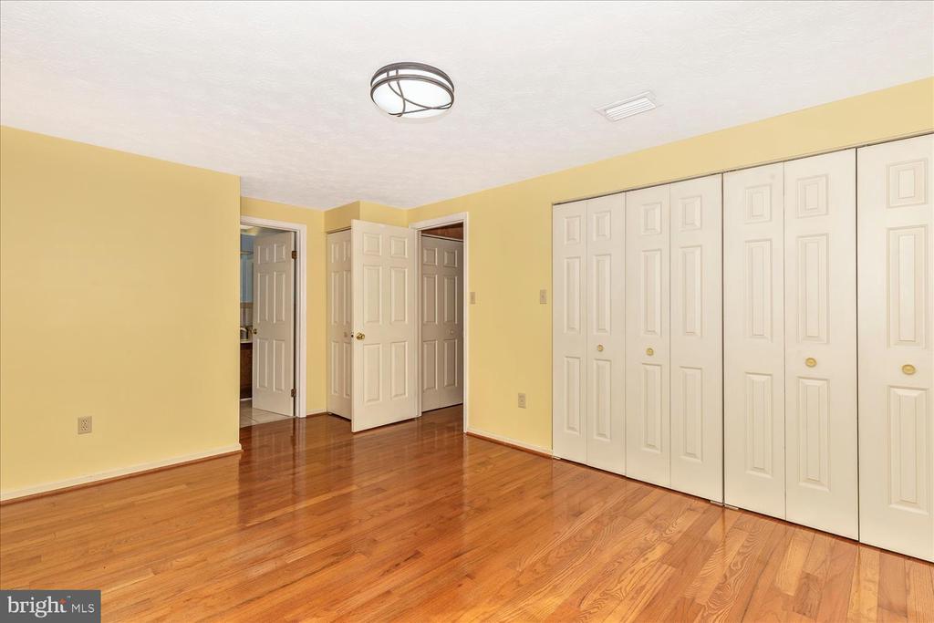 18708 CALEDONIA COURT Unit: L