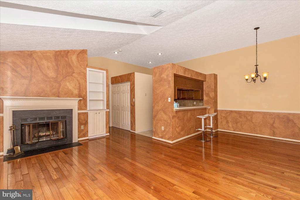 18708 CALEDONIA COURT Unit: L