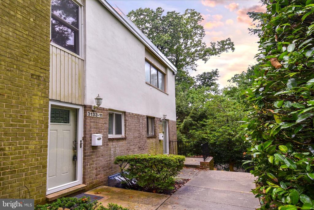 3133 UNIVERSITY BOULEVARD W Unit: 3133-A11