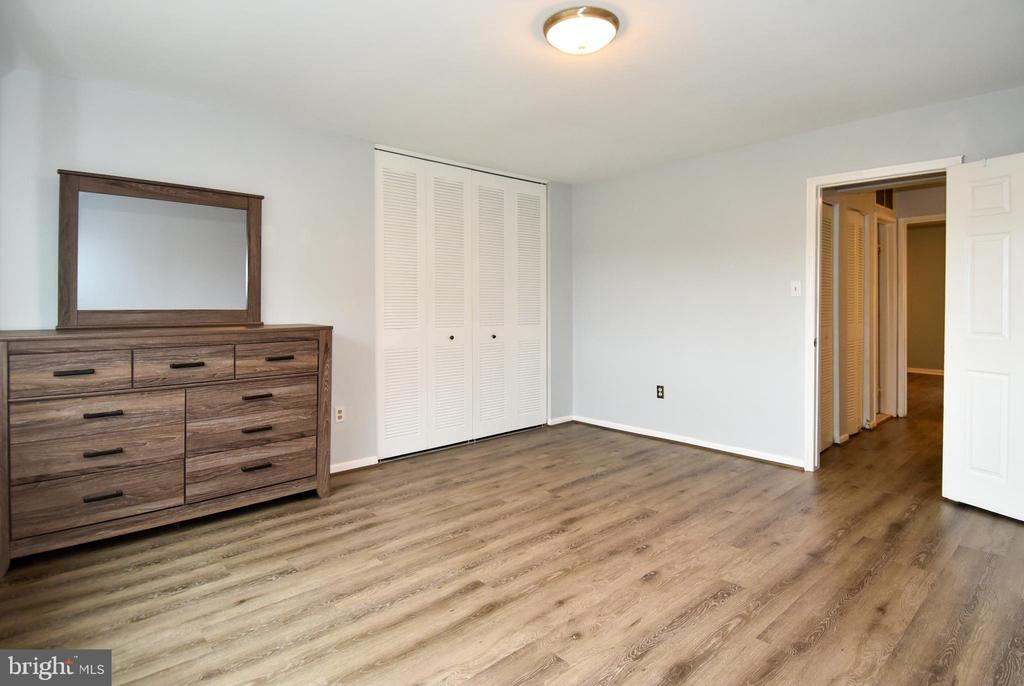 3133 UNIVERSITY BOULEVARD W Unit: 3133-A11