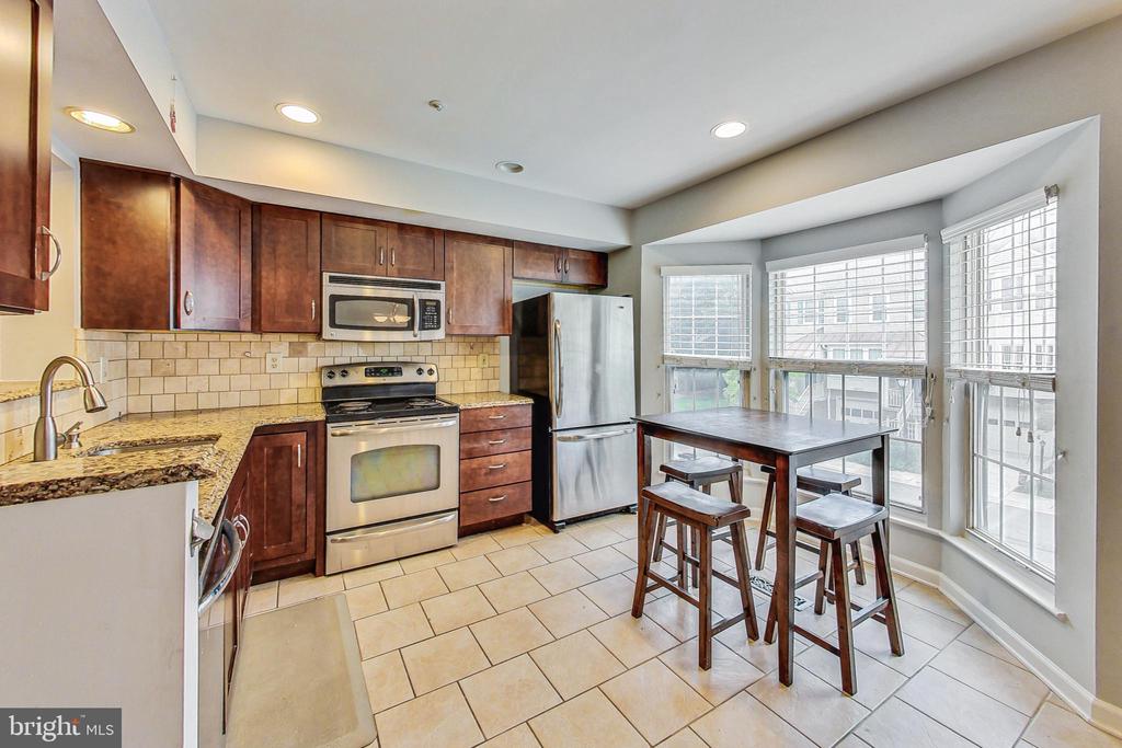 18605 CLOVERCREST CIRCLE