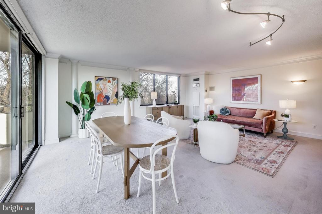 5225 POOKS HILL Unit: 712 N