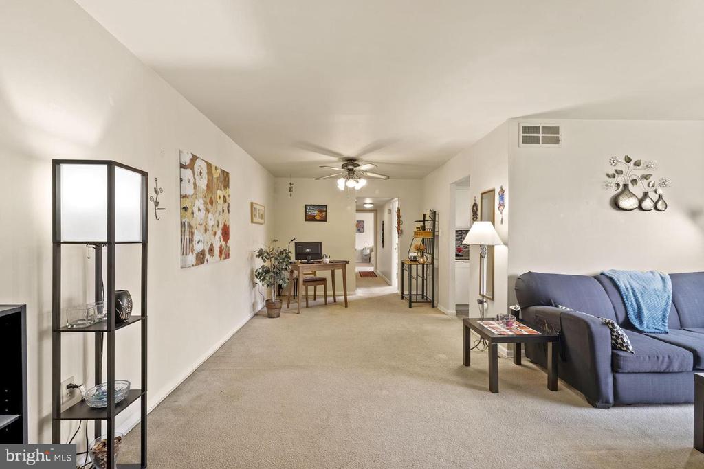 11507 AMHERST AVENUE Unit: 39