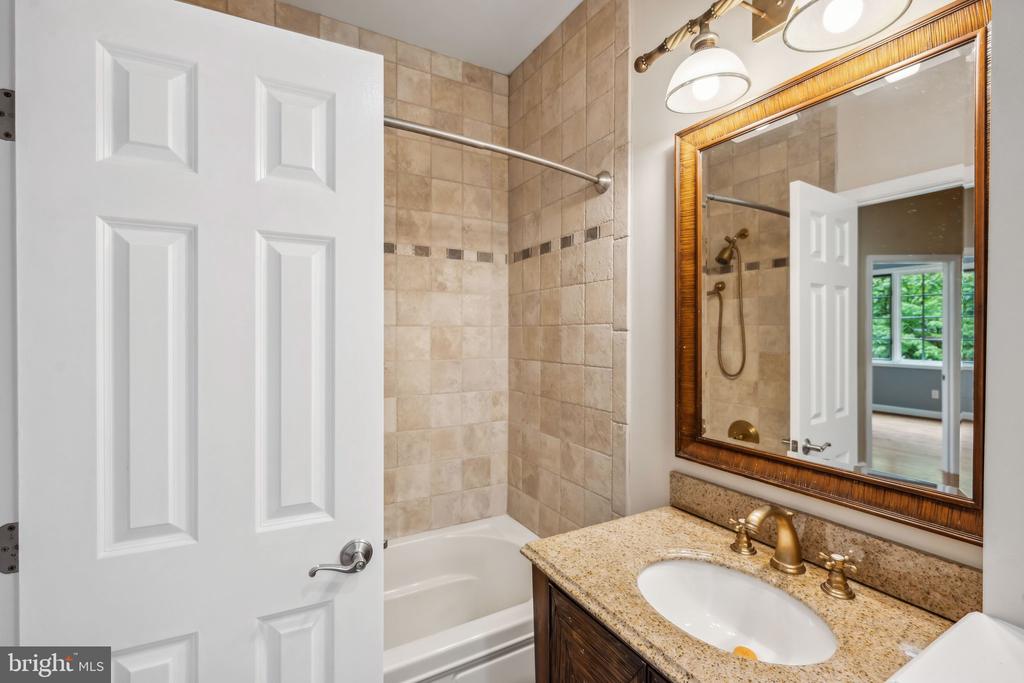 10407 PARKWOOD DRIVE