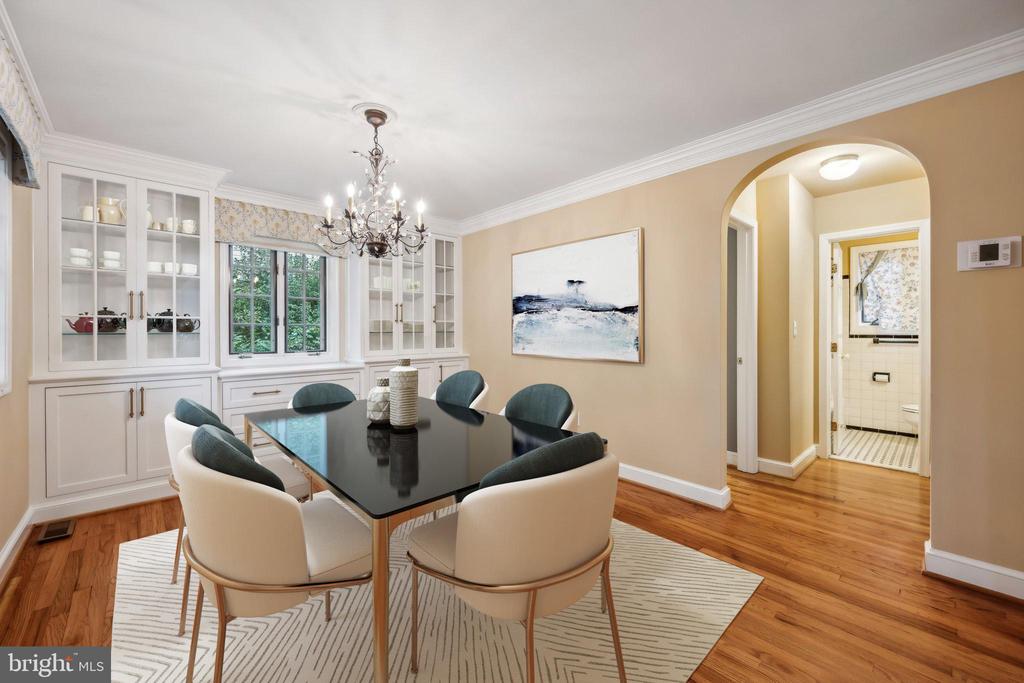 10407 PARKWOOD DRIVE