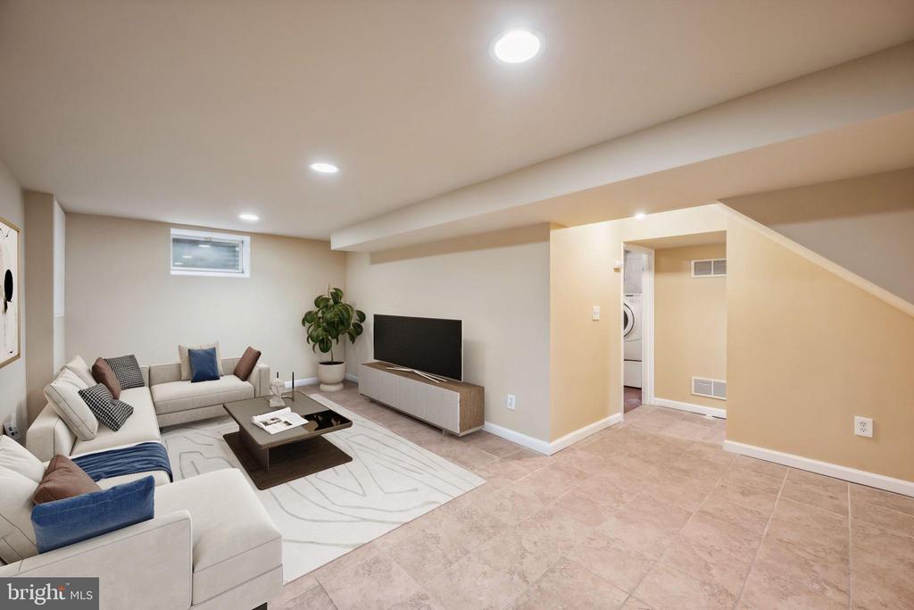 10407 PARKWOOD DRIVE