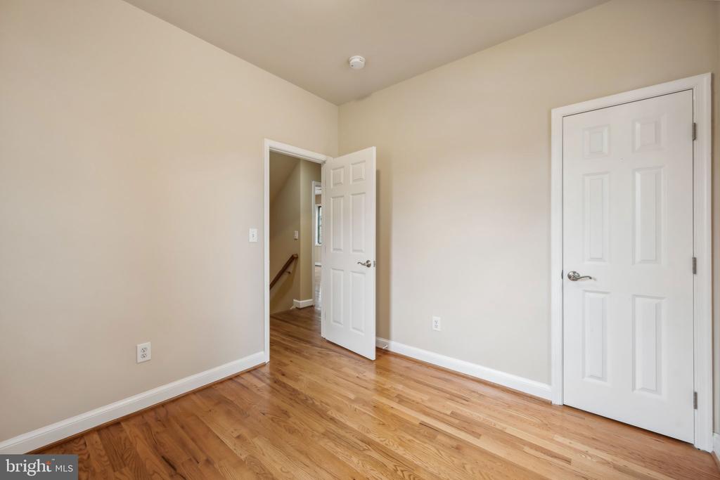 10407 PARKWOOD DRIVE