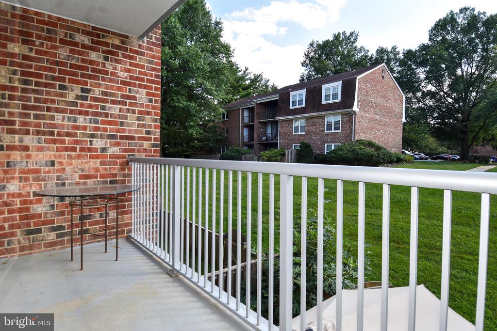 744 QUINCE ORCHARD BOULEVARD Unit: 744-102