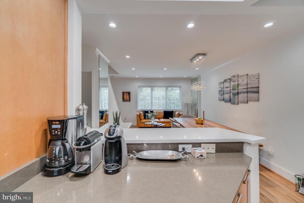 5318 POOKS HILL ROAD Unit: 305