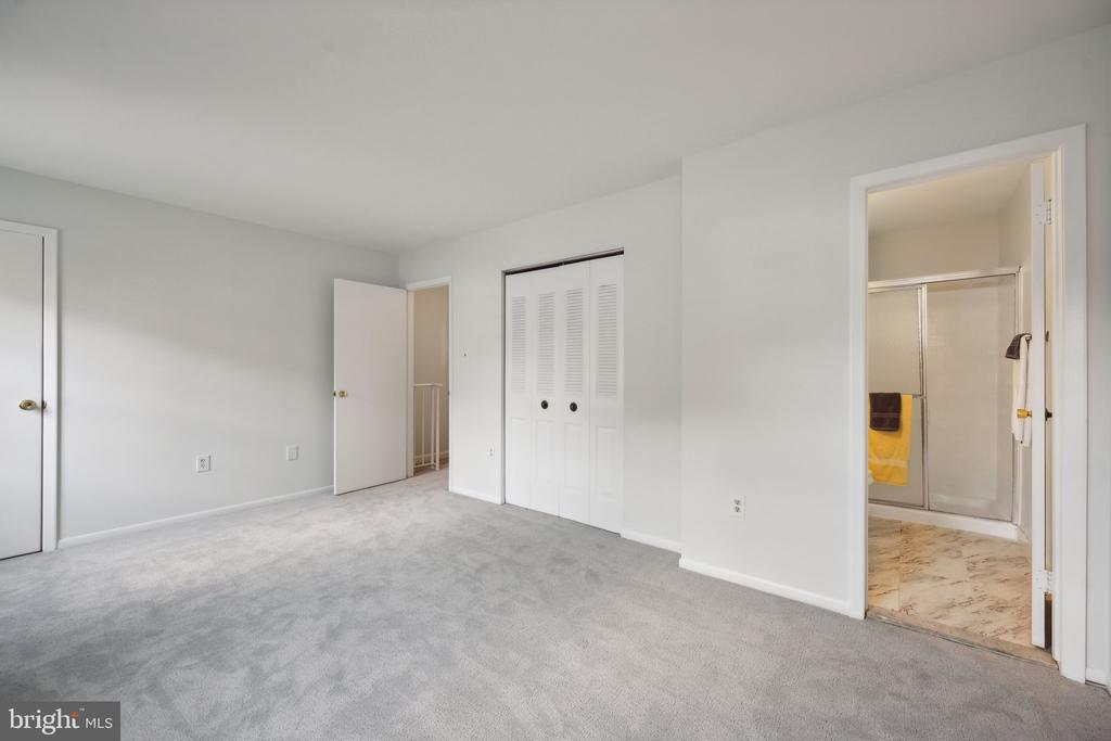11895 OLD COLUMBIA PIKE Unit: 68