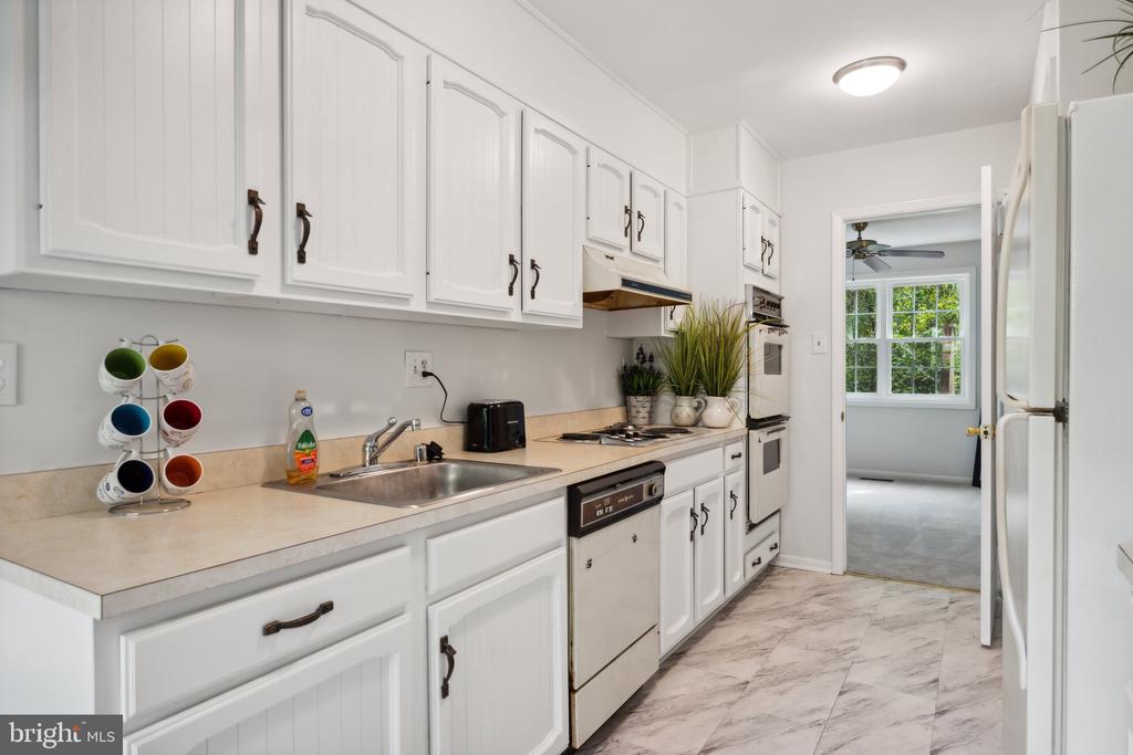 11895 OLD COLUMBIA PIKE Unit: 68