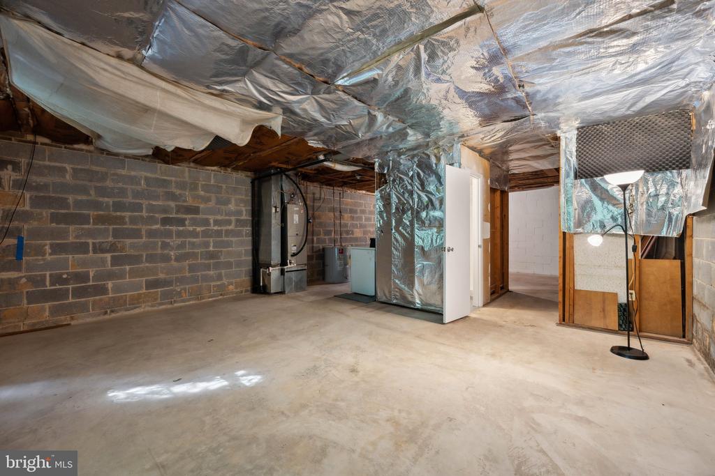 11895 OLD COLUMBIA PIKE Unit: 68
