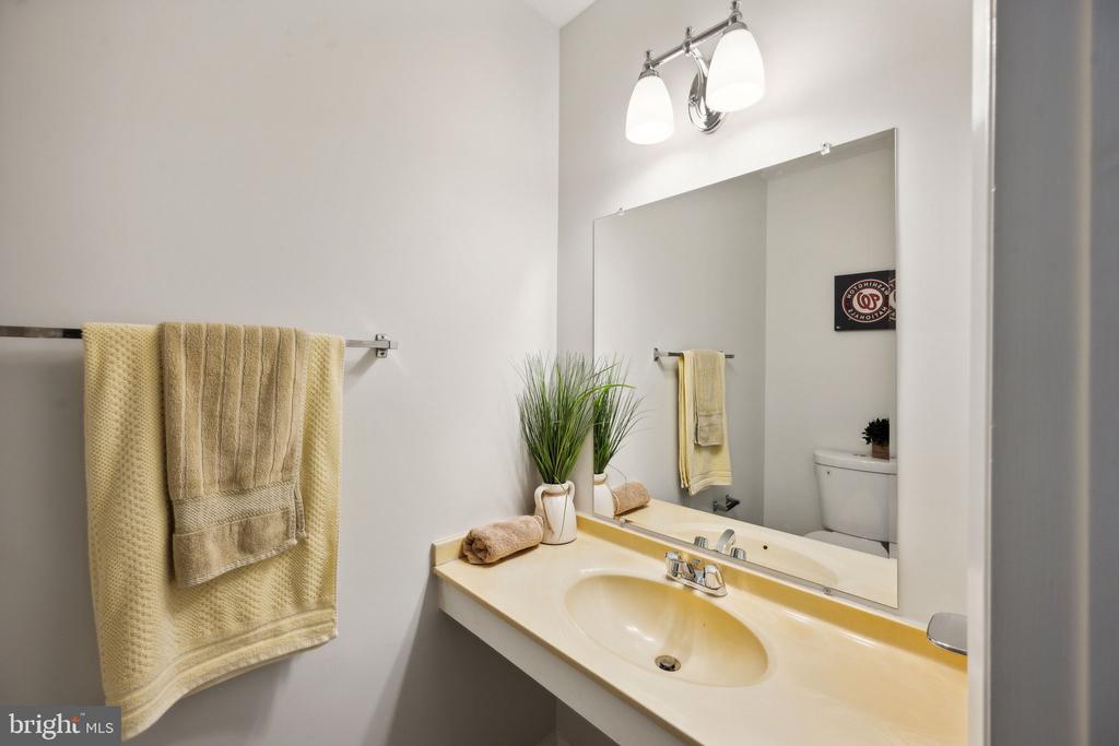 11895 OLD COLUMBIA PIKE Unit: 68