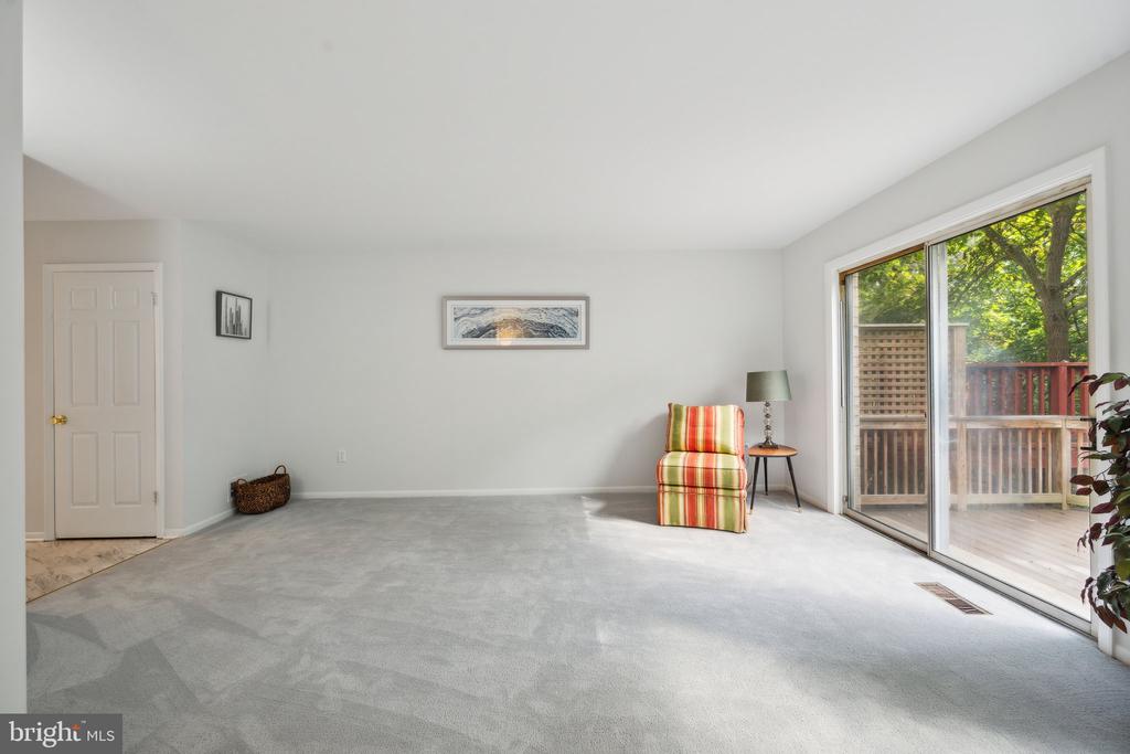 11895 OLD COLUMBIA PIKE Unit: 68