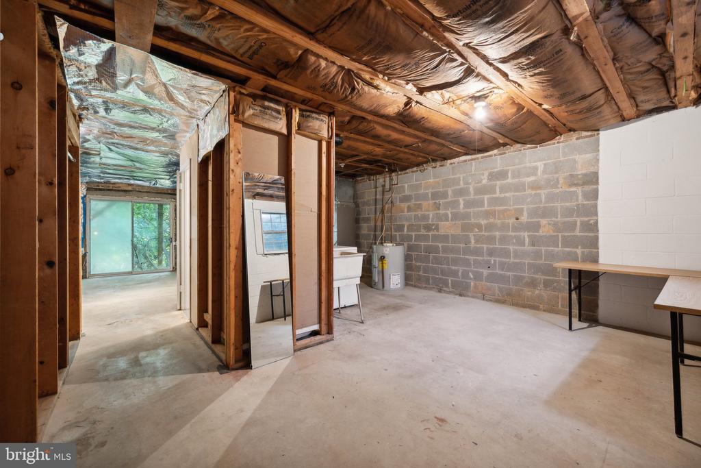 11895 OLD COLUMBIA PIKE Unit: 68