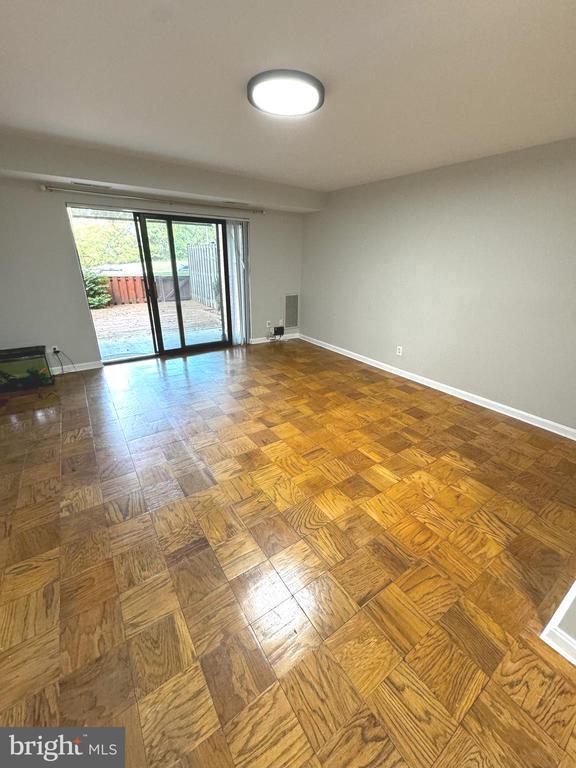 848 QUINCE ORCHARD BOULEVARD Unit: P1
