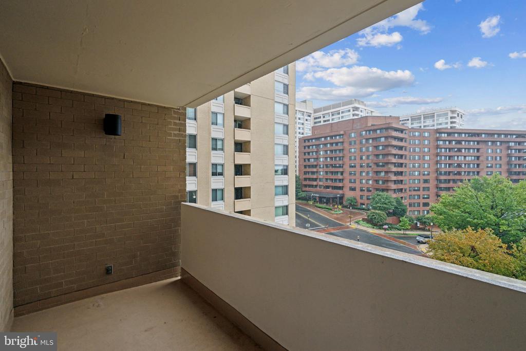 4601 N PARK AVENUE Unit: 501-A