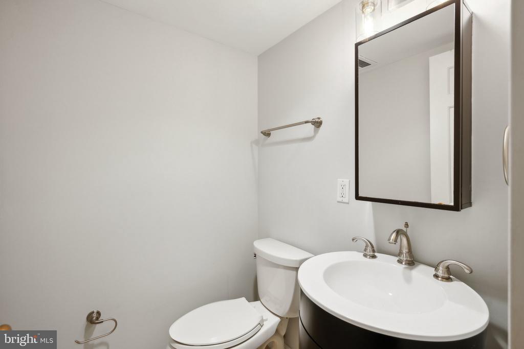 4601 N PARK AVENUE Unit: 501-A