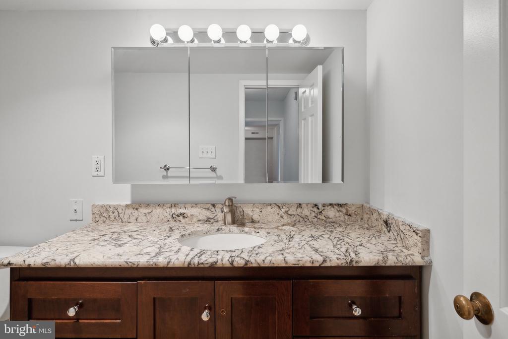 4601 N PARK AVENUE Unit: 501-A