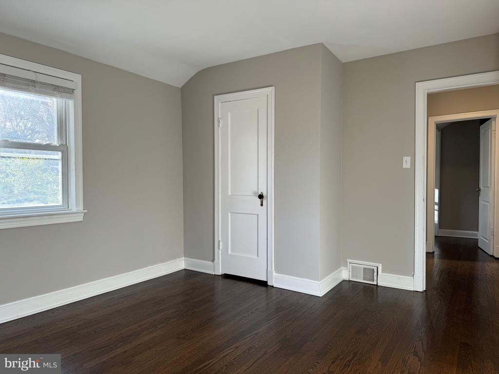 9628 LAWNDALE DRIVE