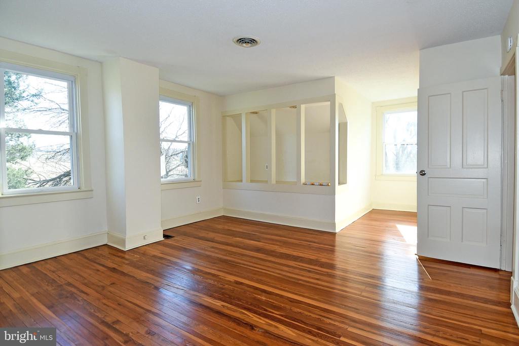 15010 BERRYVILLE ROAD
