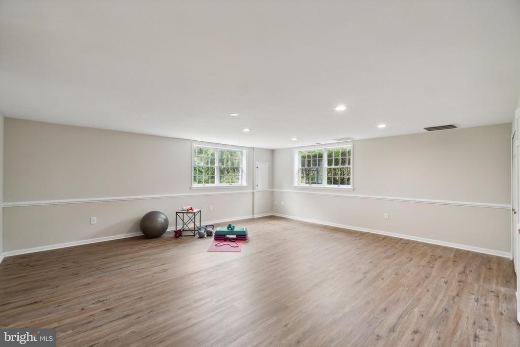 15510 AMBIANCE DRIVE
