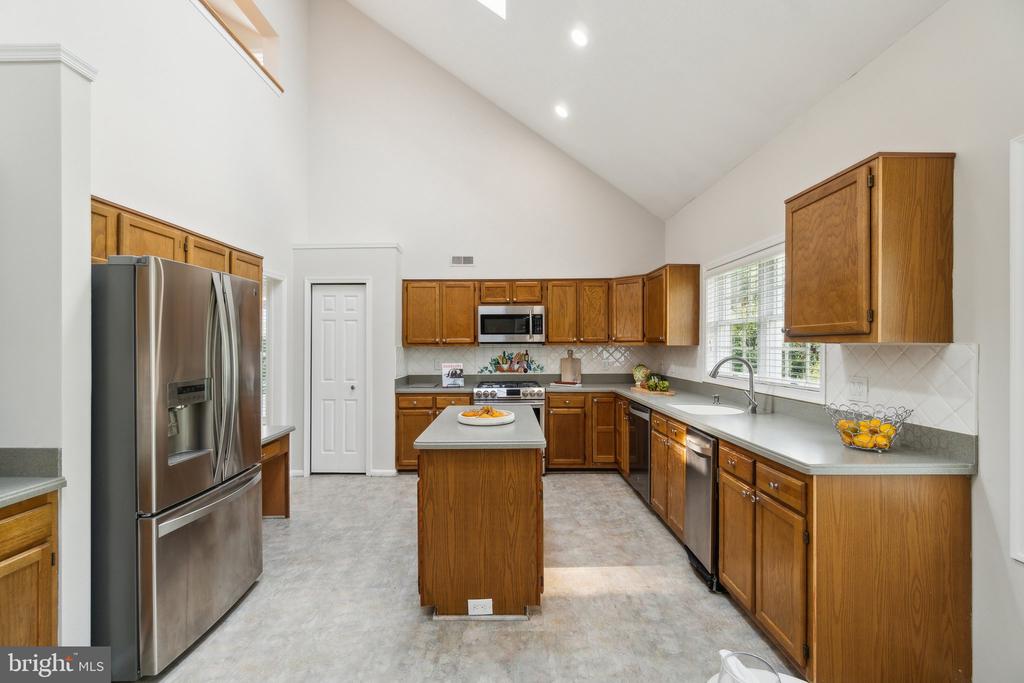 15510 AMBIANCE DRIVE