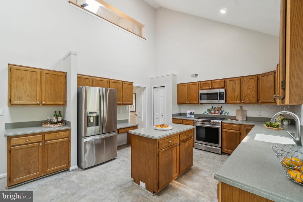 15510 AMBIANCE DRIVE
