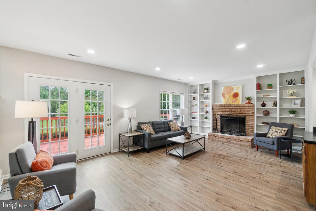15510 AMBIANCE DRIVE