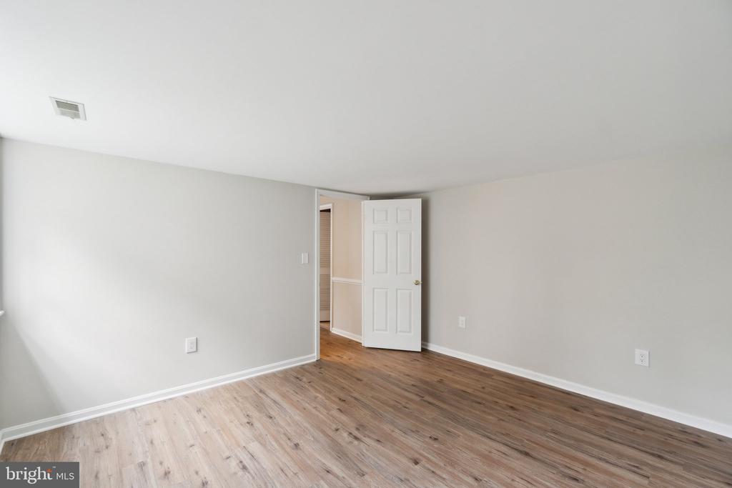 15510 AMBIANCE DRIVE