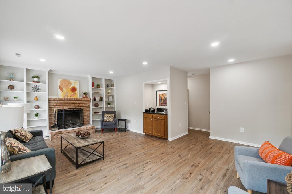 15510 AMBIANCE DRIVE