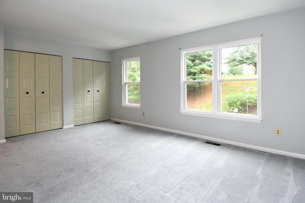 20004 LAKE PARK DRIVE Unit: 113