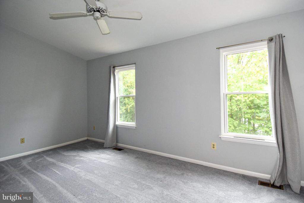 20004 LAKE PARK DRIVE Unit: 113
