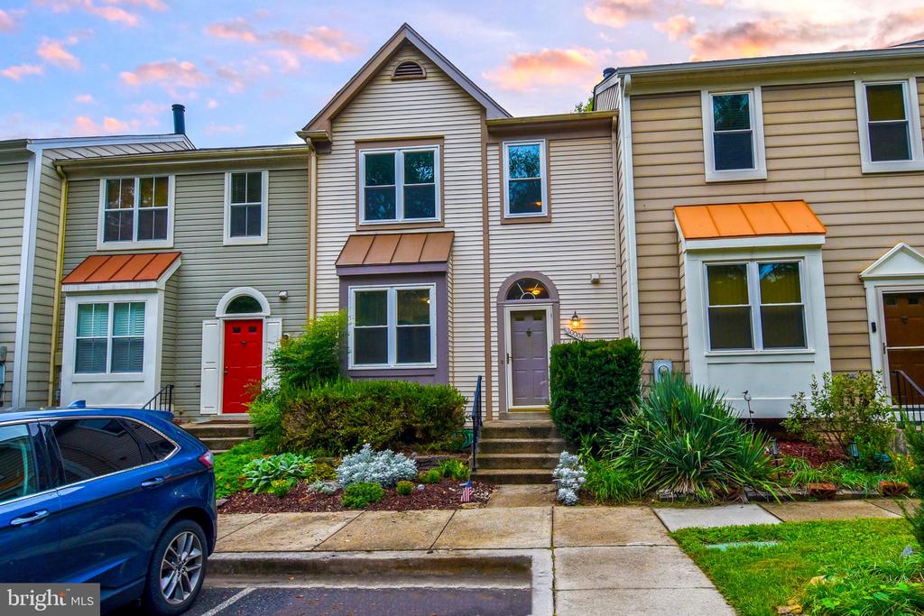 20004 LAKE PARK DRIVE Unit: 113