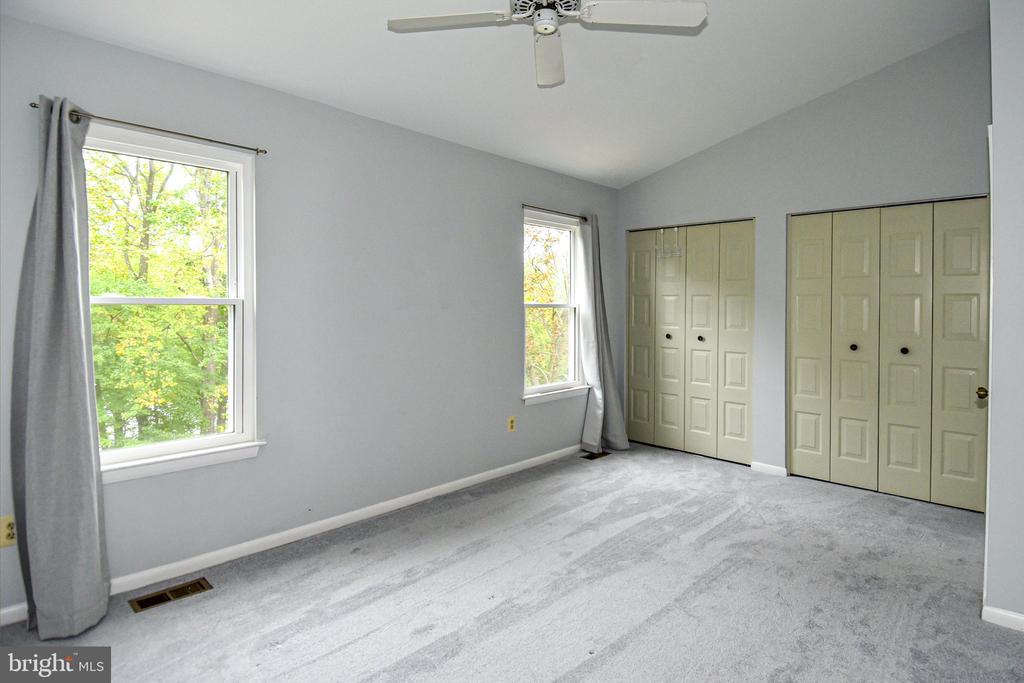 20004 LAKE PARK DRIVE Unit: 113