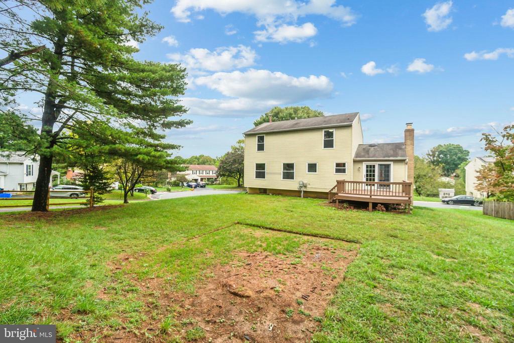 15822 ANAMOSA DRIVE