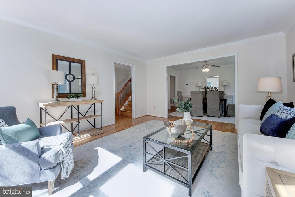 3705 DUPONT AVENUE