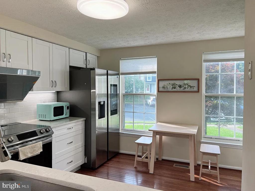 613 CORAL REEF DRIVE