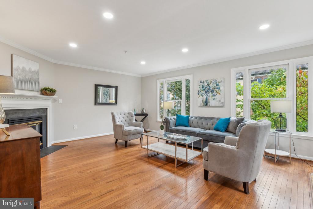 309 RIDGEPOINT PLACE