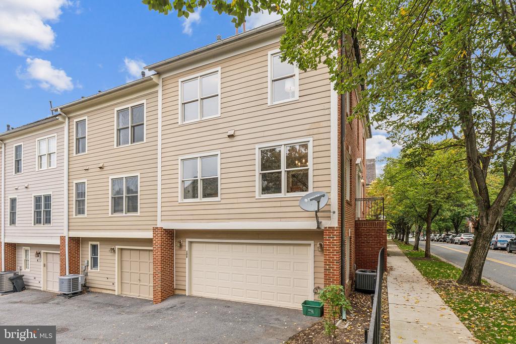 309 RIDGEPOINT PLACE