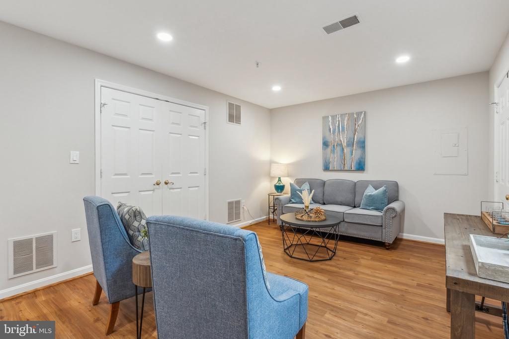 309 RIDGEPOINT PLACE