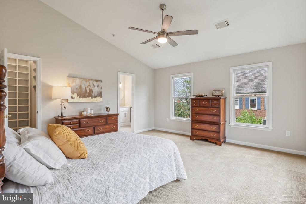 309 RIDGEPOINT PLACE